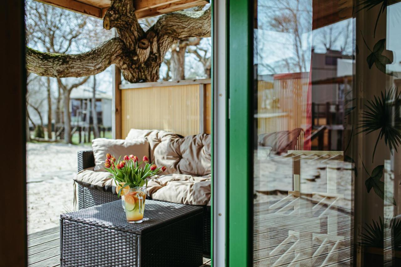 Herbals - Tree&Lake Houses With Bath, Sauna, Bikes, Motorboat Mielno  Exterior foto