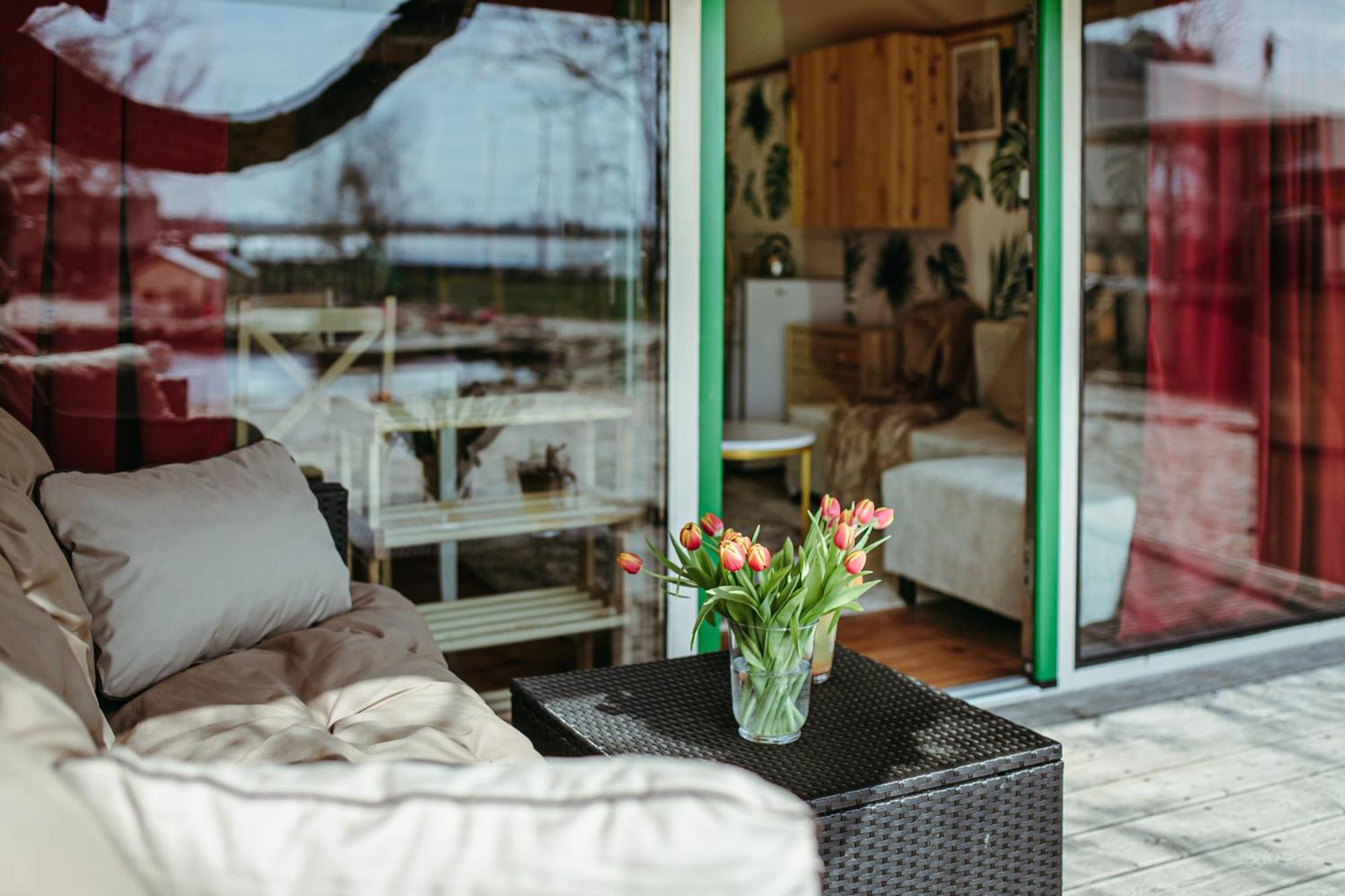 Herbals - Tree&Lake Houses With Bath, Sauna, Bikes, Motorboat Mielno  Cameră foto