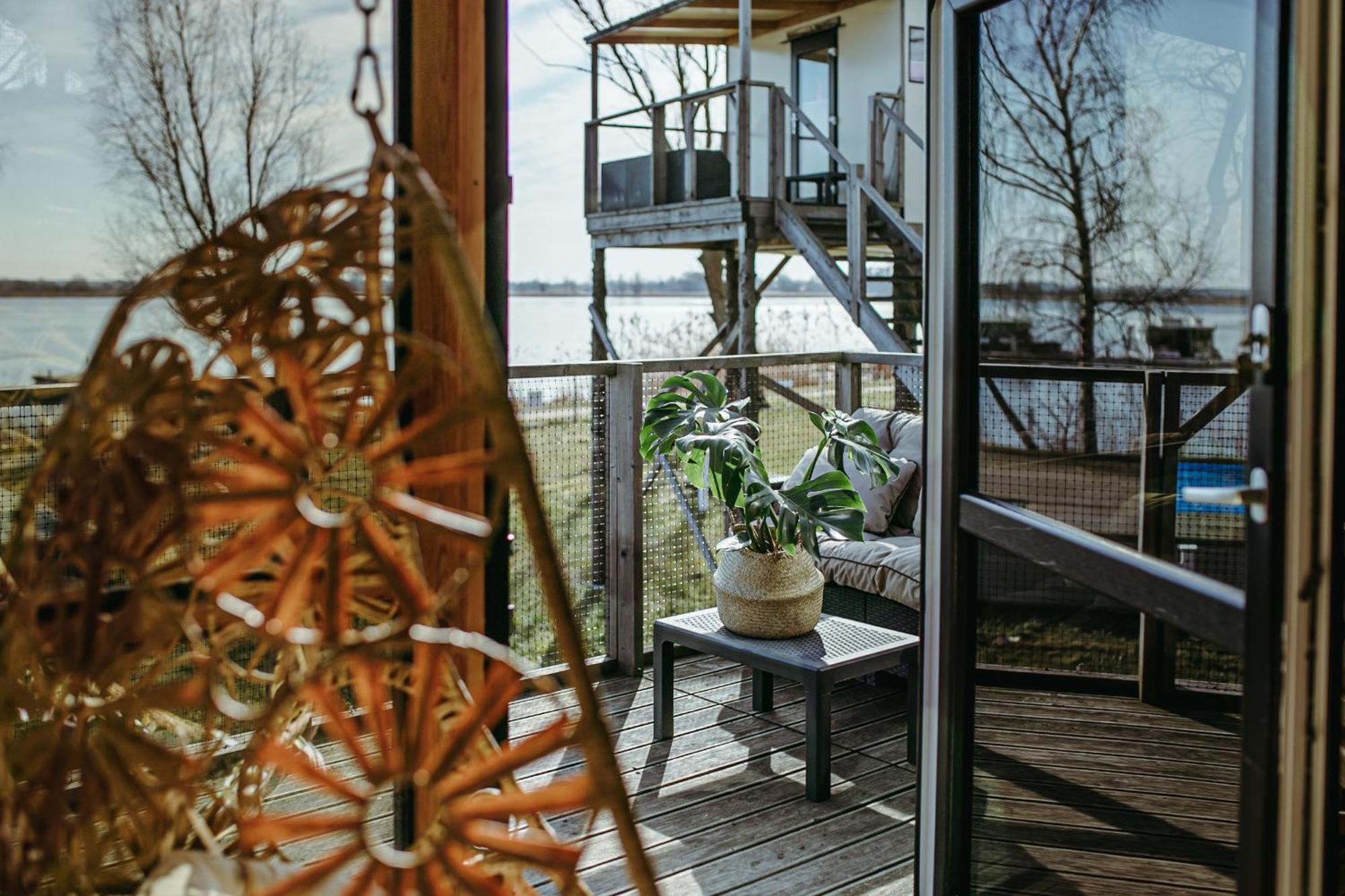 Herbals - Tree&Lake Houses With Bath, Sauna, Bikes, Motorboat Mielno  Cameră foto